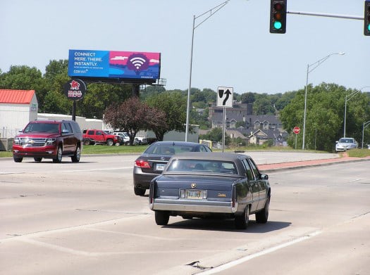 150TH & WEST CENTER RD S/S, E/F Media