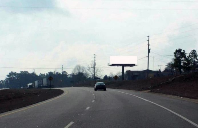 2490 NC 87 0.68 mi N/O NC 24 WS Media