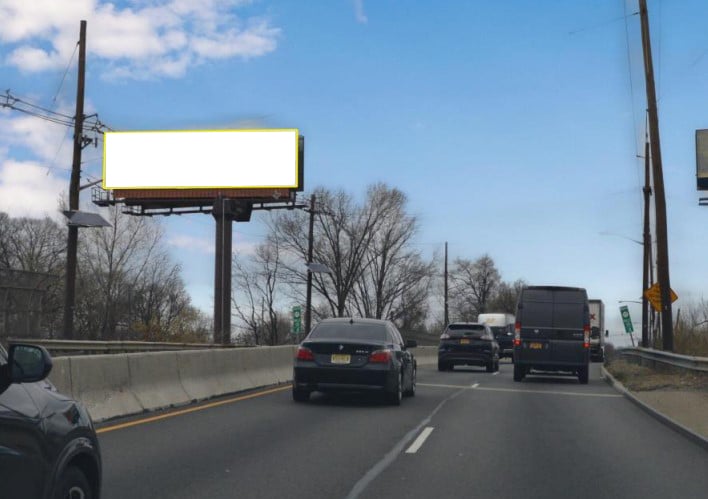 Location photo for RT 17 N 2mi N/O I-80 (Rochelle Park)