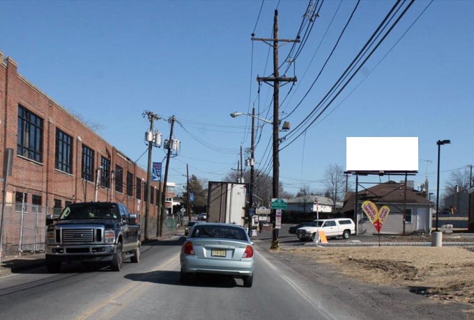 Location photo for Maple Ave near Maple Ave at River Rd (Fair Lawn)