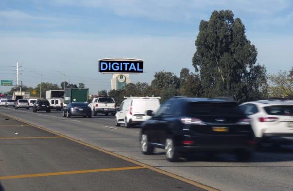 Location photo for Folsom Blvd near Modoc Hall (Sacramento)