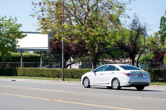 Location photo for Elk Grove Blvd NS 150ft E/O Colton Av F/E - 1