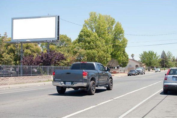 Location photo for Lemon Hill Ave near Stockton Blvd & Lemon Hill Ave (NB), Southeastern Sacramento (Sacramento)