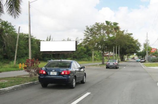 Location photo for NW 14th St near New World II (Miami)