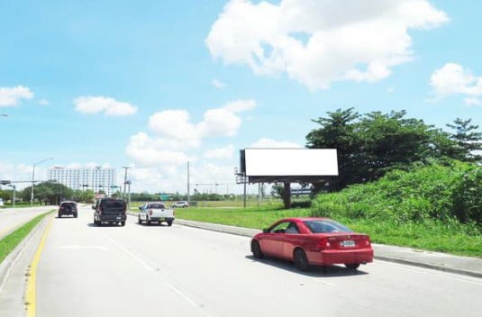 Location photo for NW 111th Ave near FLORIDA INTERNATIONAL UNIVERSITY (Doral)