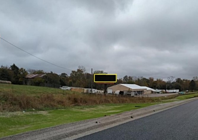 HWY 109 E/S 1.1 MILE N/O ACADEMY RD F/N Media