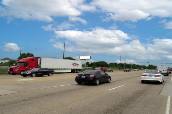 Location photo for Lawnsberry Dr near Callahan Field, Parkwood Hills Estates (Fort Worth)