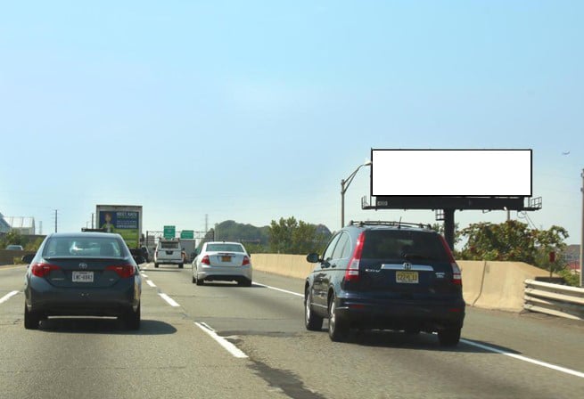 Location photo for New County Rd near Seaview Dr. Extension at New County Rd (Secaucus)