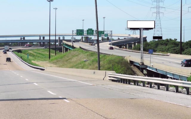 Location photo for E 5th St near East St. Louis Higher Education Campus (East St Louis)