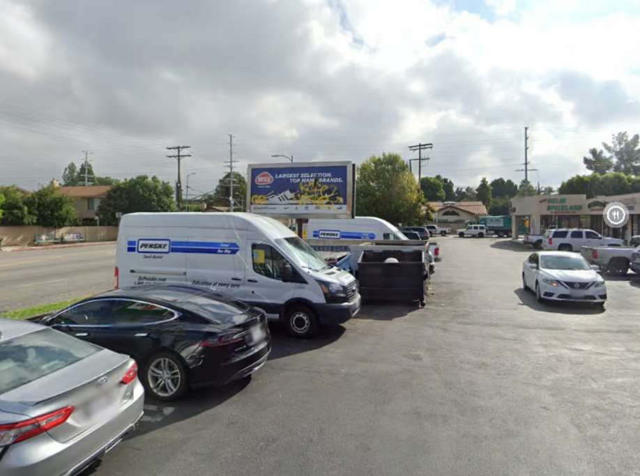 Location photo for Roscoe Blvd near Roscoe / Wilbur, Reseda (Los Angeles)