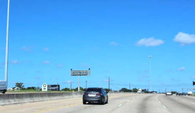 1703 Ben White Blvd W (SR 71) 0.2 mi E/O Manchaca Rd (FM 2304) SS Media