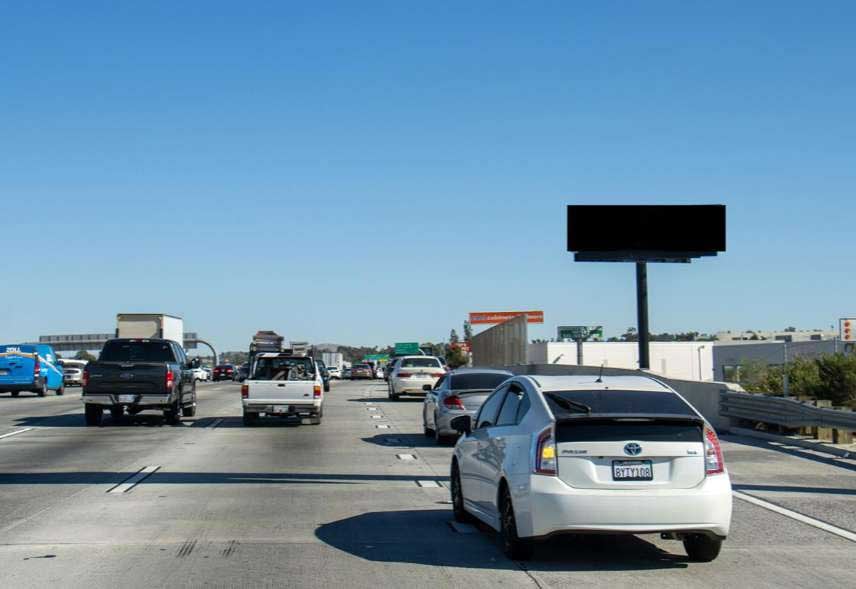 Location photo for Palisades Dr (Corona)