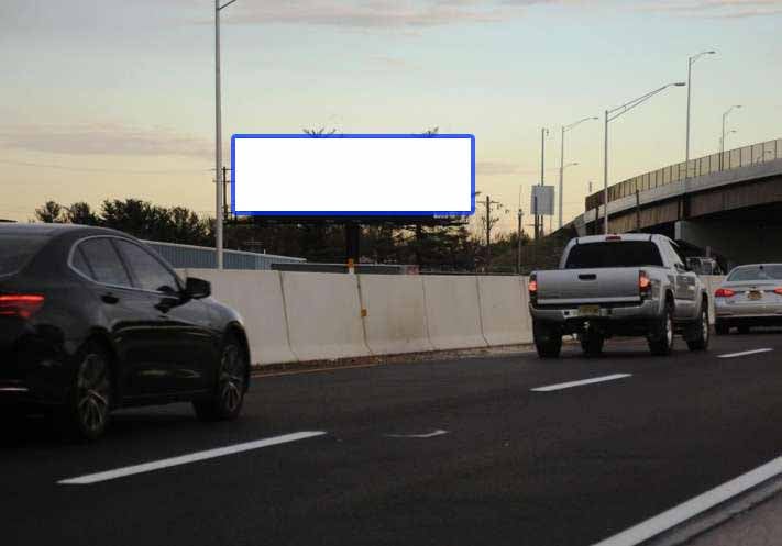 Pa Turnpike E/O I-95 F/W Media