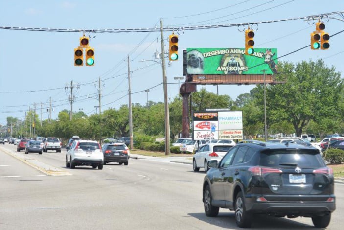 3608 OLEANDER DR 0.25 mi E/O INDEPENDENCE BLVD SS Media