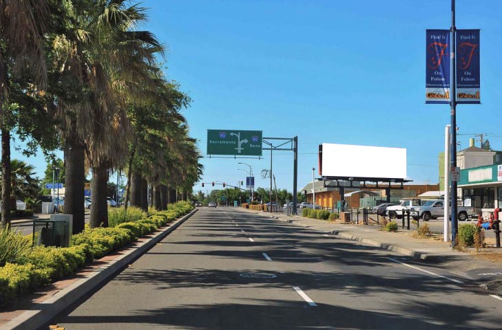 Fulton Ave. S/O Auburn Blvd. E/S F/S Media