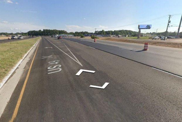 US 49 Frontage Rd 350 ft E/O Old Hwy 49 S WS, N/F Media