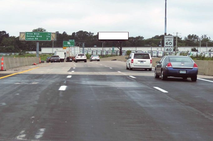 I-170 800.00 ft N/O Olive W/S F/N Media