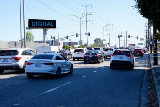 Location photo for La Tijera Blvd near La Tijera / Centinela (Inglewood)