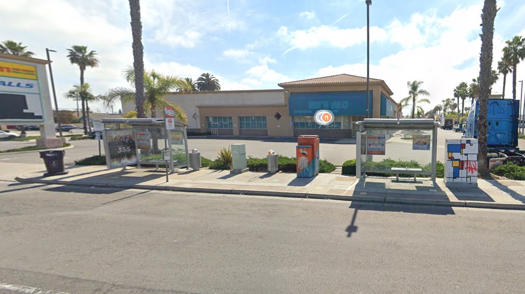 Location photo for E Willow St near WIllow Station / 27th St (Long Beach)