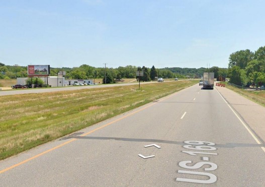 Location photo for N River Dr near Wallyn Park (North Mankato)