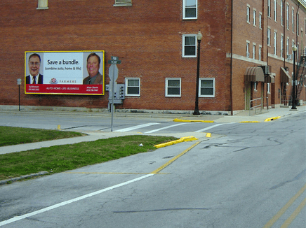 Location photo for Perry St near Neil Armstrong Homecoming Statue (Wapakoneta)