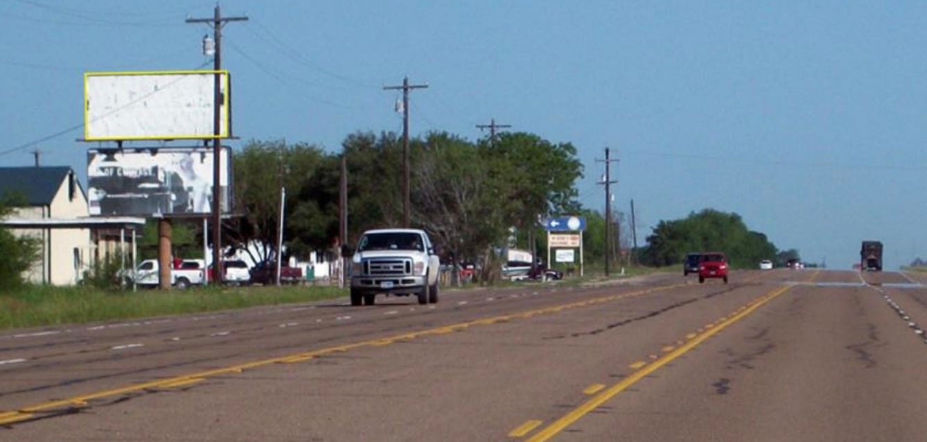 US 87 W/S 2.4 MI N/O LOOP 463 SF LHR TOP