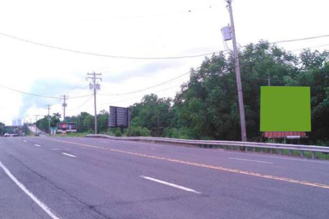 RT 422 BUSINESS E/O BERKS STREET SS FW Media