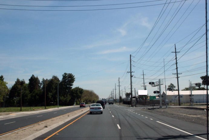 Location photo for Rodney Ave near Yosemite Blvd & Lincoln Ave (Modesto)