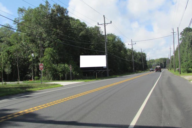 Rt 9 1000 ft S/O Bryant Rd F/N Media