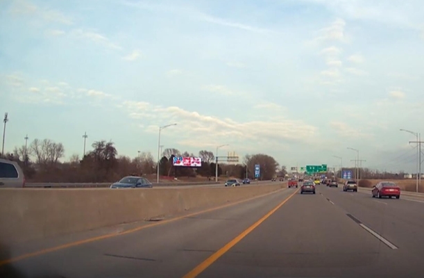 400 E Broadway 0.25 mi E/O Monona Dr SWC - Media