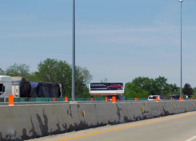 US 30 SL 1.2Mi W/O Main St 2 W/F Media