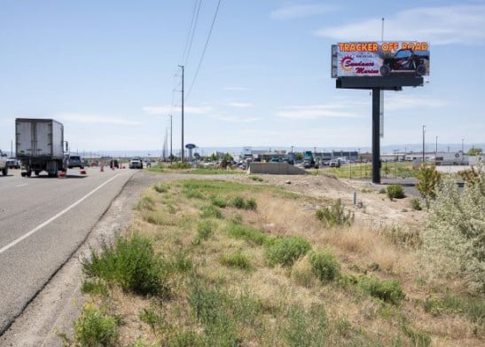 Digital Bulletin N/L of Hwy 6 & 50, 1 mi n/o 24 Rd, E/F Media