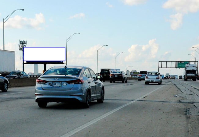 Location photo for S Front St near Oregon Av & Front St, South Philadelphia (Philadelphia)