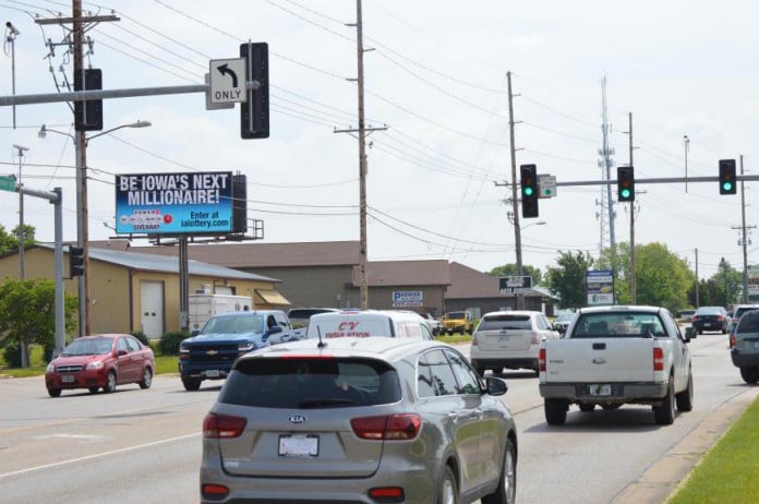 242 BLAIRS FERRY RD NE F/W BXB Media