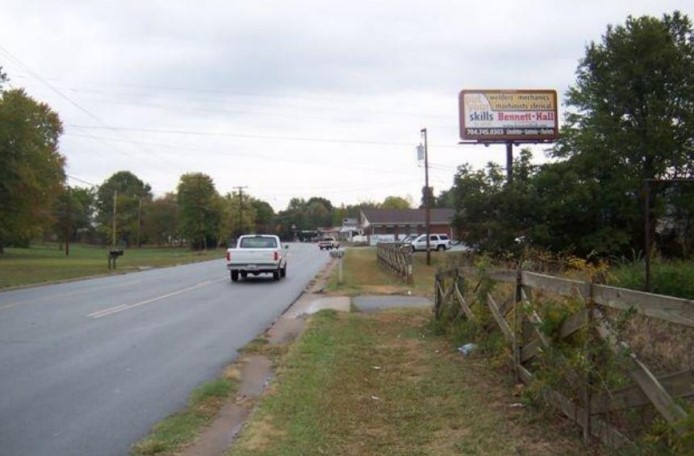 HWY 321 BUS 400' S/O ELIZABETH AVE ES Media