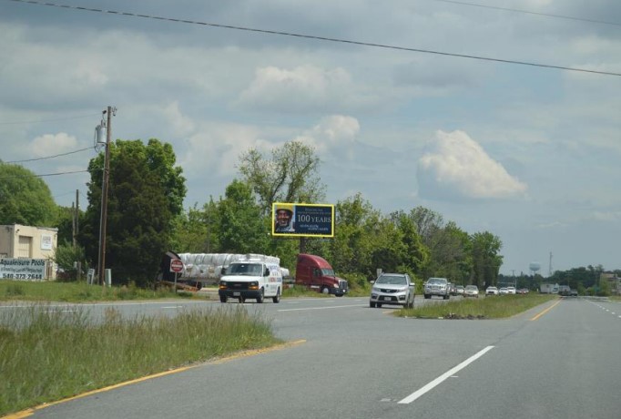 E/S RT. 17, 3 MI. W/O I-95, F/NW Media