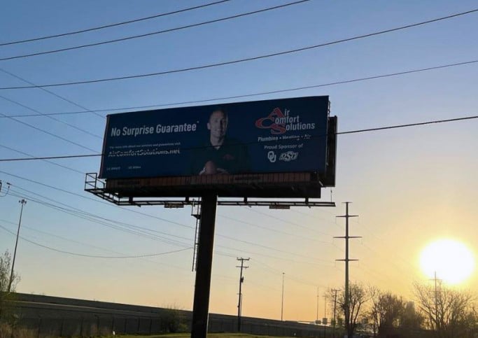 I-40 50' E/O MAY AVENUE, SS/WF Media