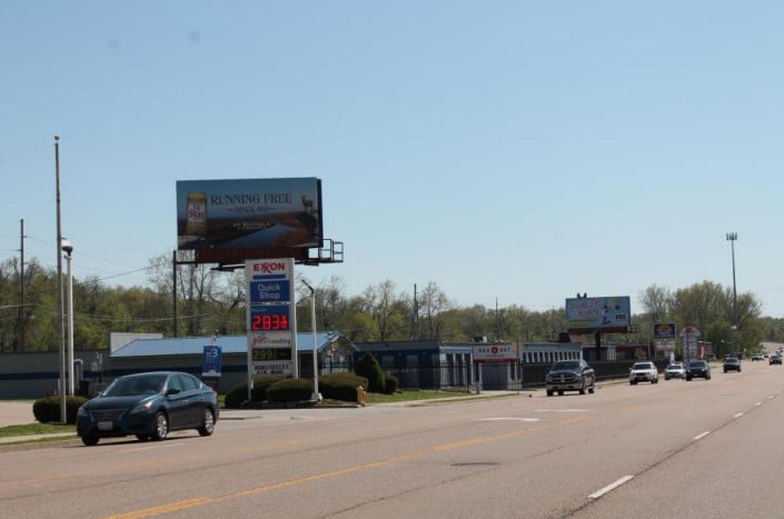 East Side of Illinois Rt. 159 4 Miles North of I-64 S/B Media