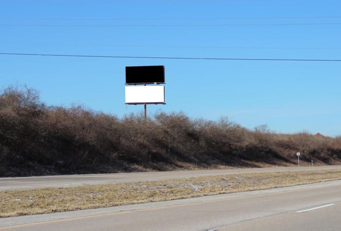 Hwy 15 E/O 74Th S/S BTM F/E Media