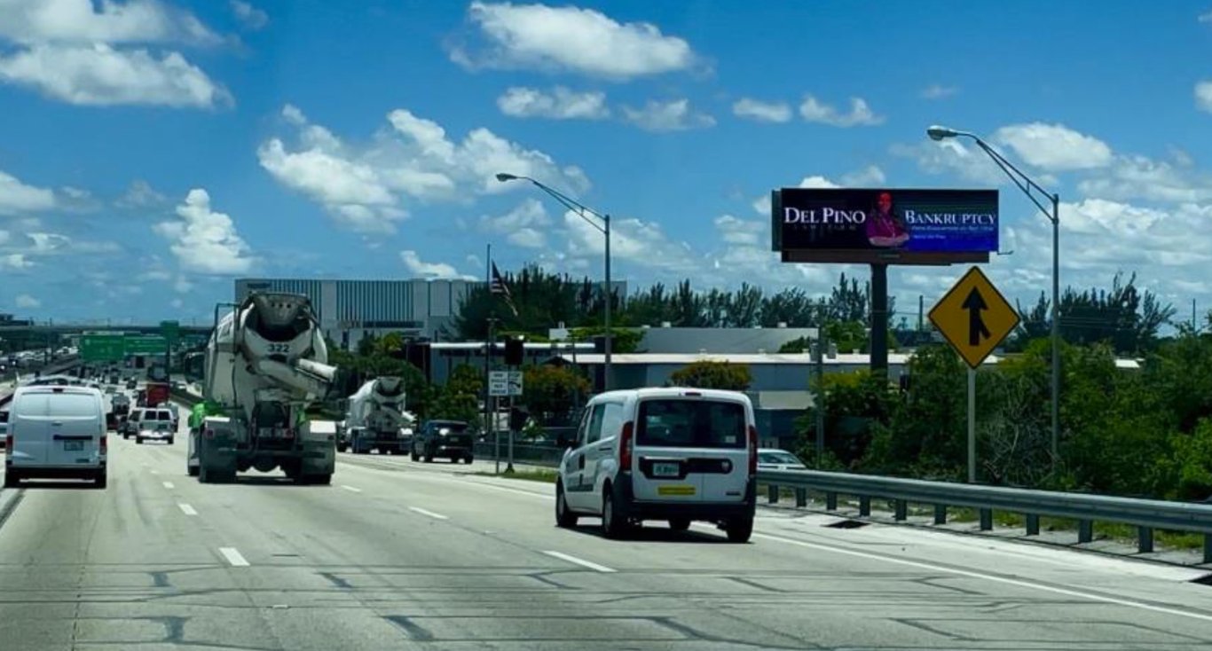 PALMETTO EXPY, S/O NW 36TH ST. WS/SB Media