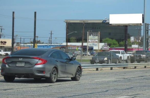 Location photo for W US Hwy 90 near Hwy 90 E Access Rd In Frt Of 7500, Lackland Terrace (San Antonio)