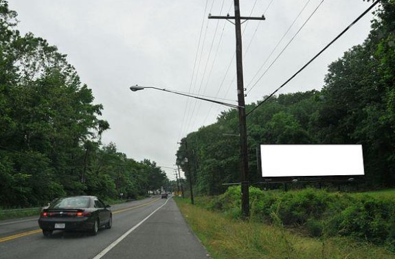 Location photo for Livingston Rd near Birchwood Dr & Livingston Rd (Oxon Hill)