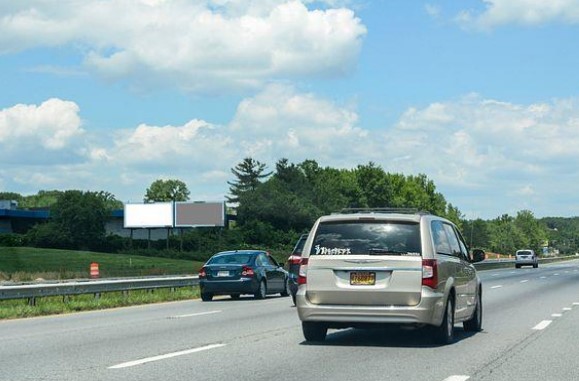 Location photo for Livingston Rd near DaVita Livingston Village Dialysis (Fort Washington)