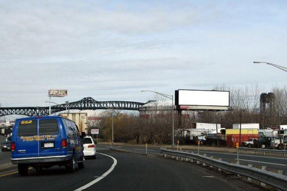 I-95/NJ Tpk ES 550ft S/O Exit 15E Toll Plaza F/S - 2