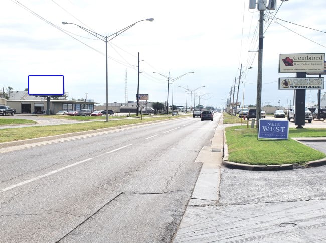 2407 SW Lee Blvd Media