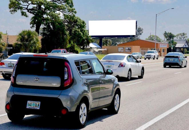 Us-41 .80 mi N/O General Spaatz Blvd E/S F/N Media