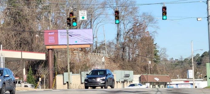 Location photo for Brainerd Rd near Brainerd Rd & Belvoir-1 (Chattanooga)