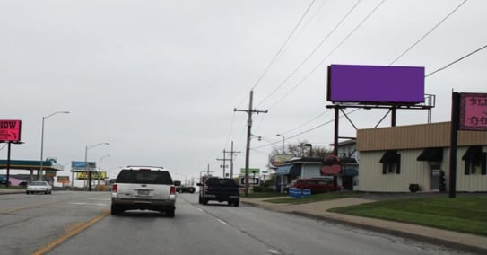 Location photo for N Oak Trafficway near On N Oak at 83rd Northbound, Jefferson Highlands (KCMO)