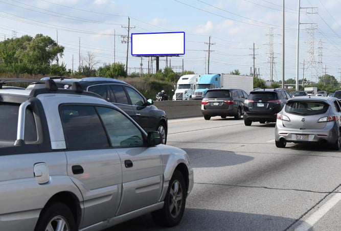 Location photo for County Line Rd near Mount Emblem Cemetery (Elmhurst)