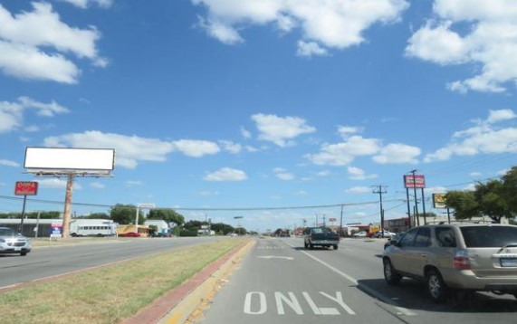 Location photo for Camp Bowie W Blvd near Camp Bowie West & Bonnie (Fort Worth)